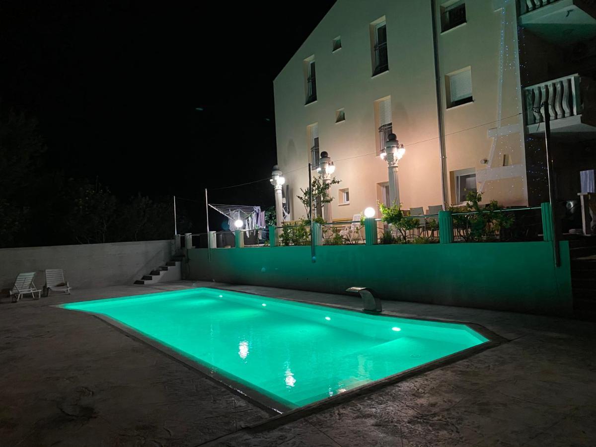 Apartmani Ivan V Relax Vodice Dış mekan fotoğraf