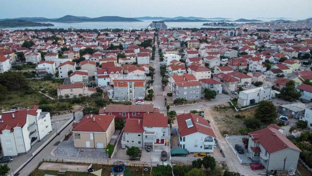 Apartmani Ivan V Relax Vodice Dış mekan fotoğraf