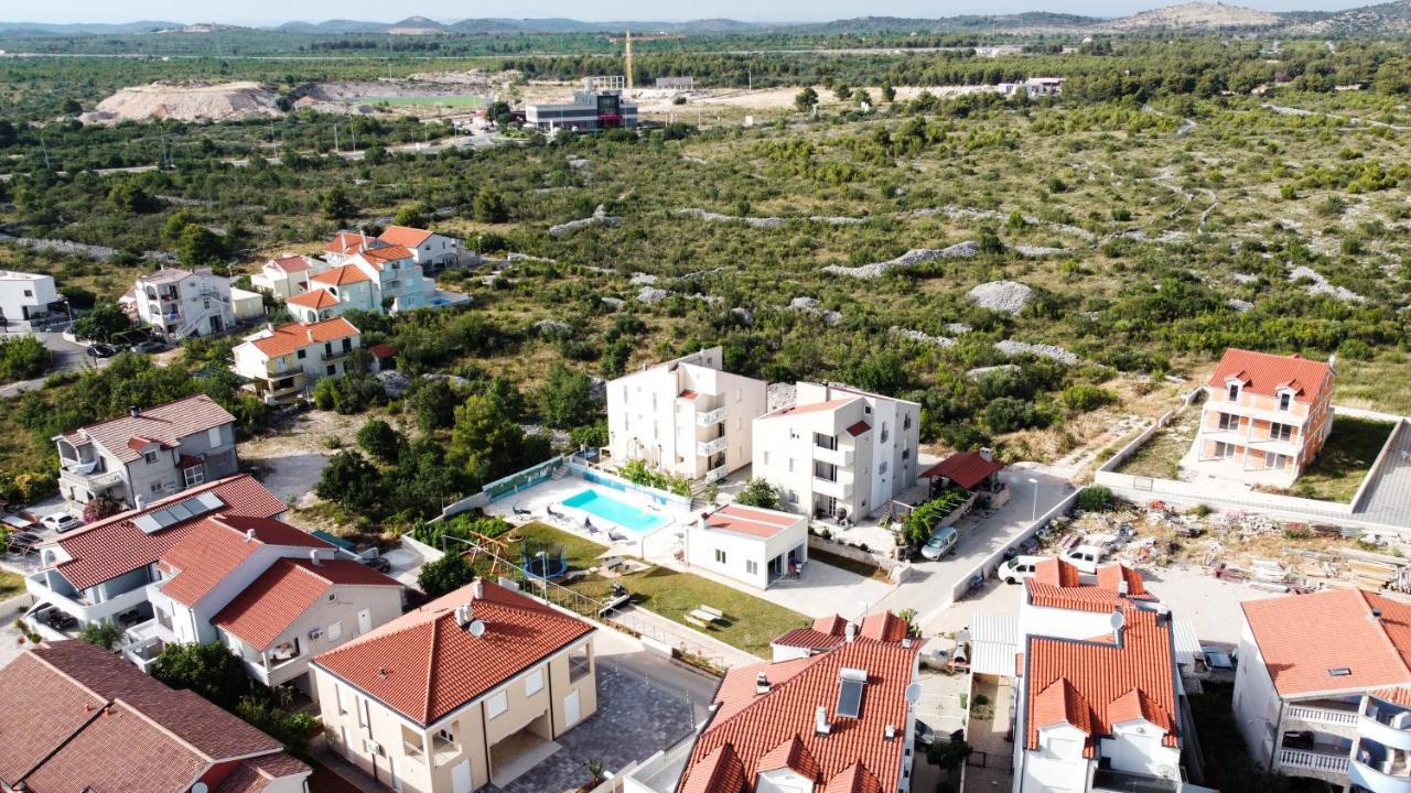 Apartmani Ivan V Relax Vodice Dış mekan fotoğraf