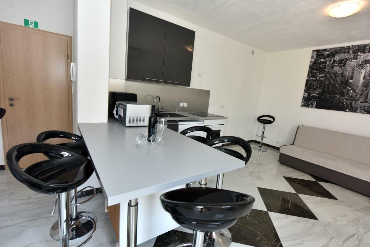 Apartmani Ivan V Relax Vodice Dış mekan fotoğraf