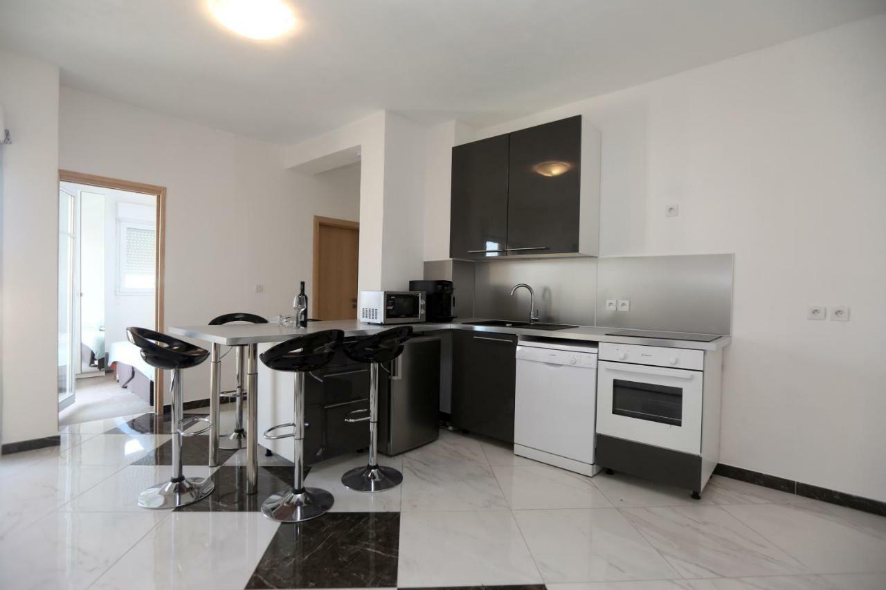 Apartmani Ivan V Relax Vodice Dış mekan fotoğraf