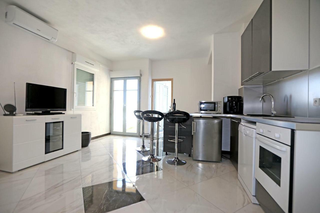 Apartmani Ivan V Relax Vodice Dış mekan fotoğraf