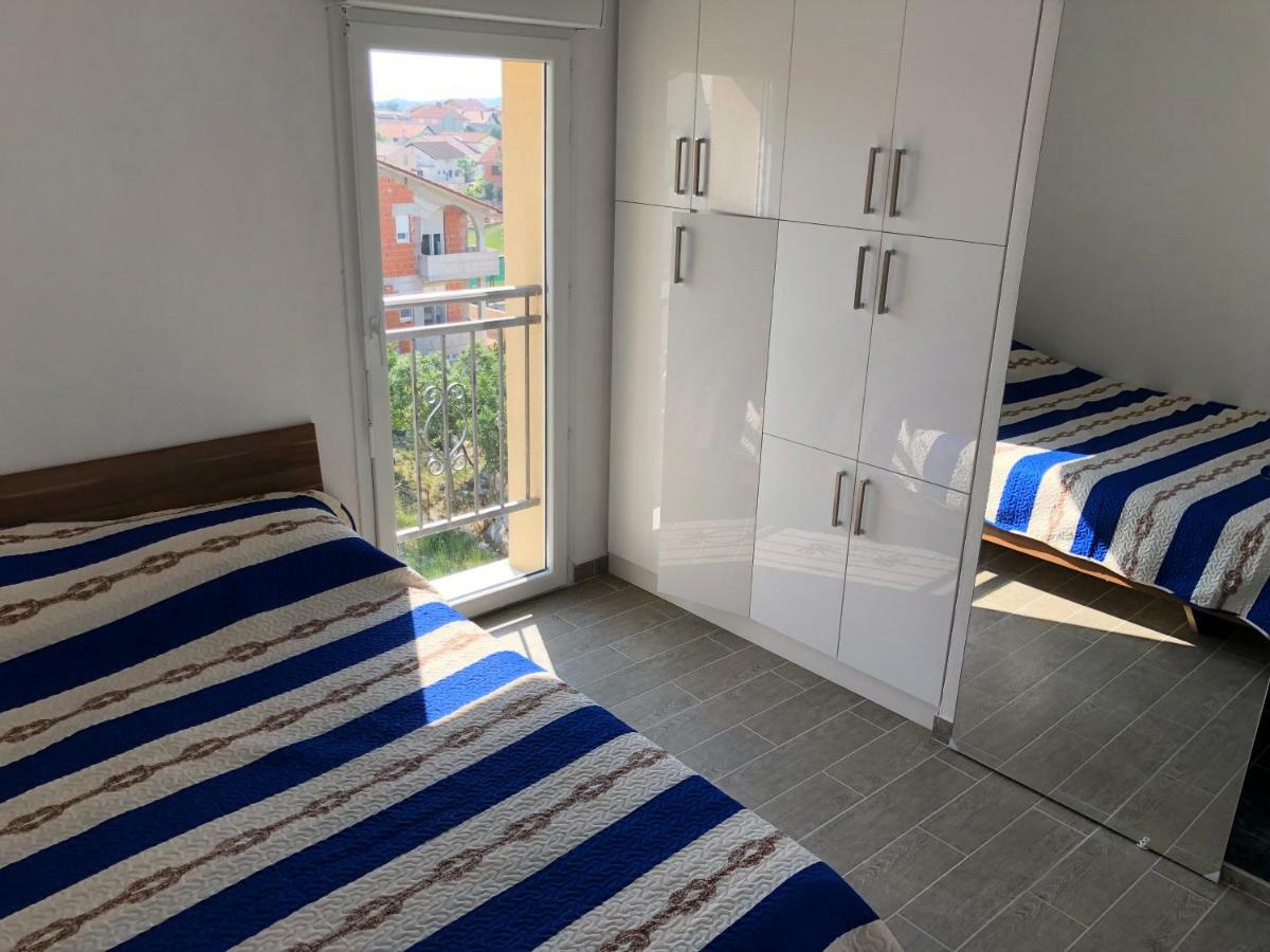 Apartmani Ivan V Relax Vodice Dış mekan fotoğraf